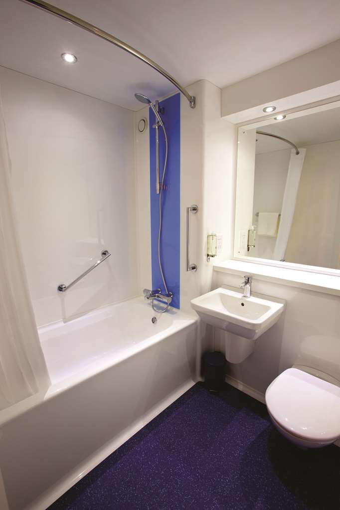 Travelodge Dundee Strathmore Avenue Oda fotoğraf